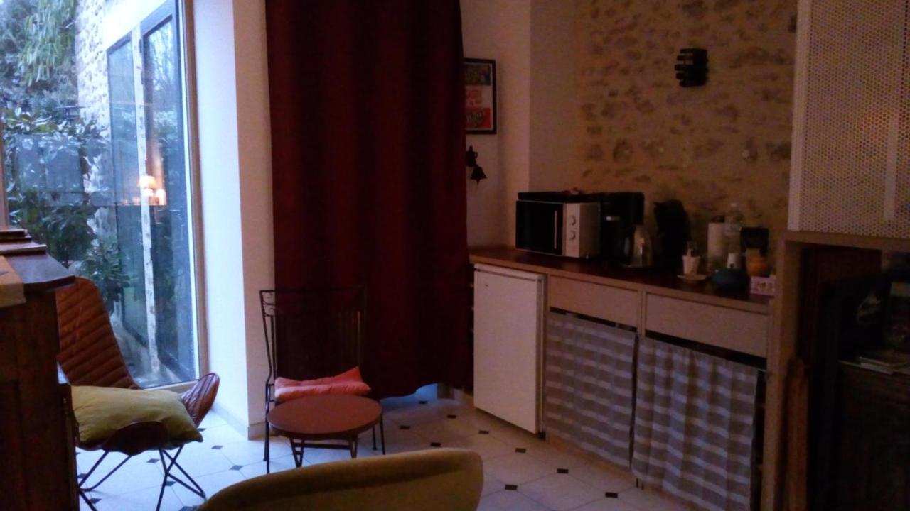 Perthes-en-GatinaisLe Nid D'Hirondelles住宿加早餐旅馆 外观 照片